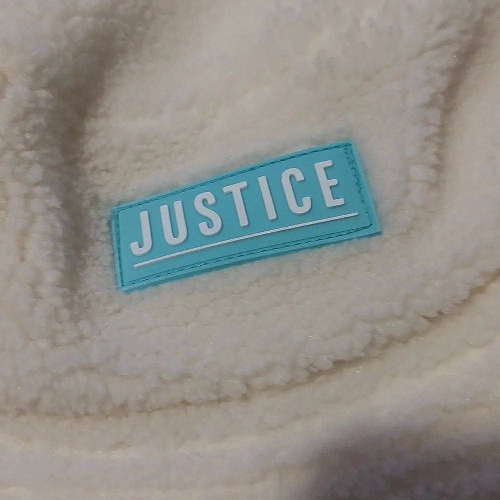 Girls Fuzzy Justice Bucket hat